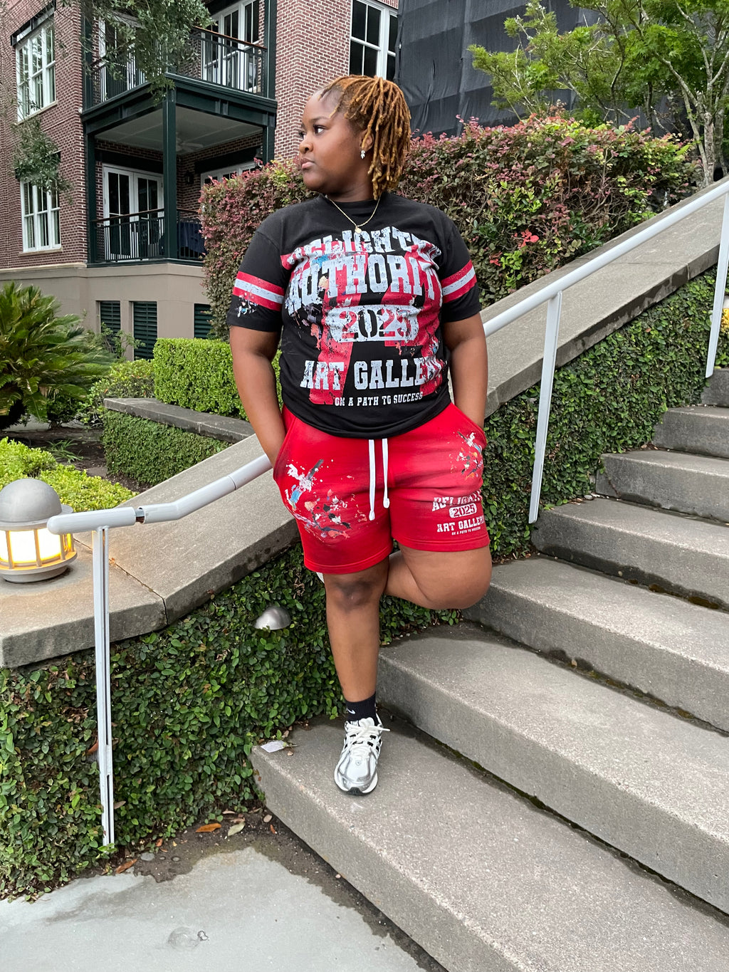 Black and Red Art Gallery Set